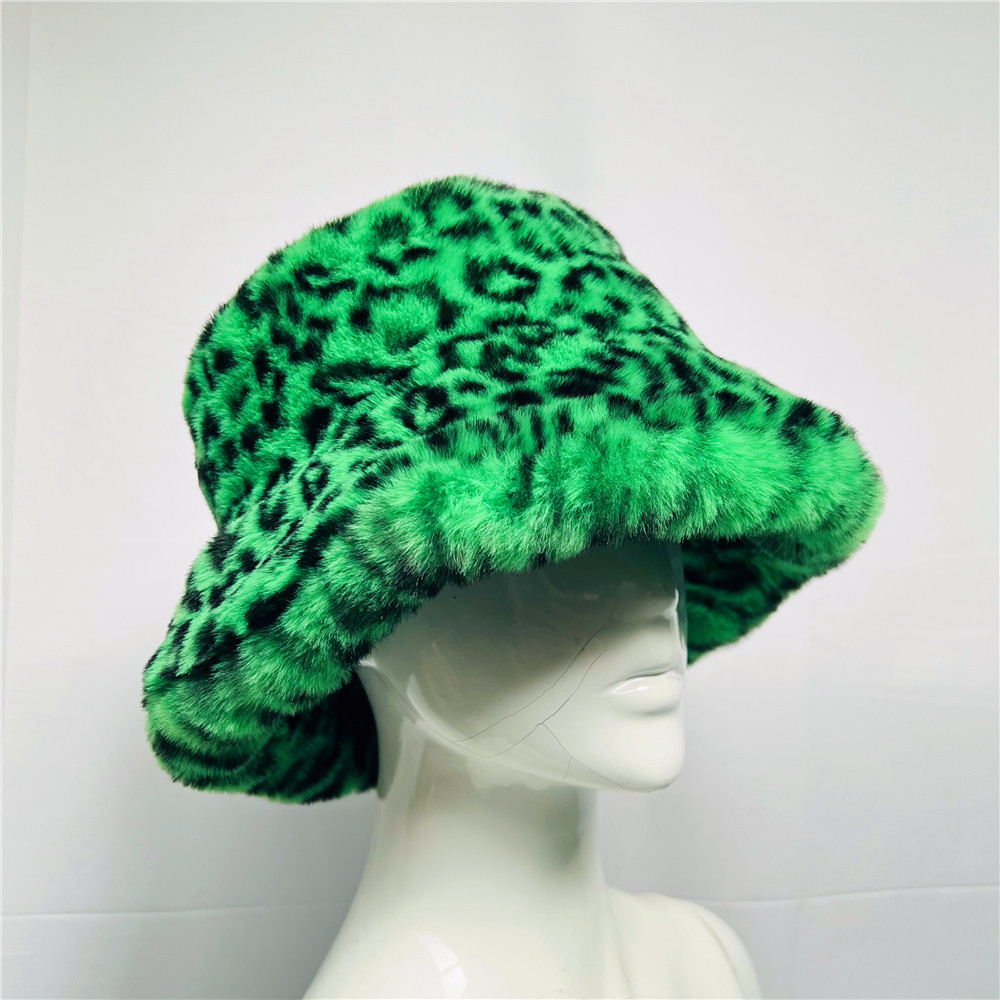 Green leopard print