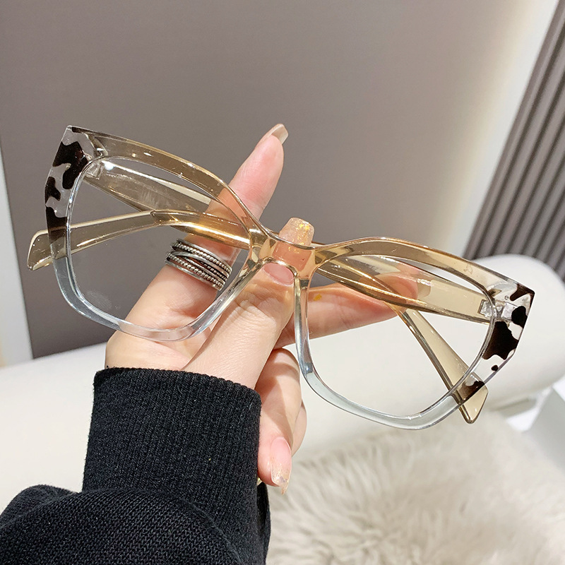 Personalized Color-changing Anti-blue Light Glasses - Image 4
