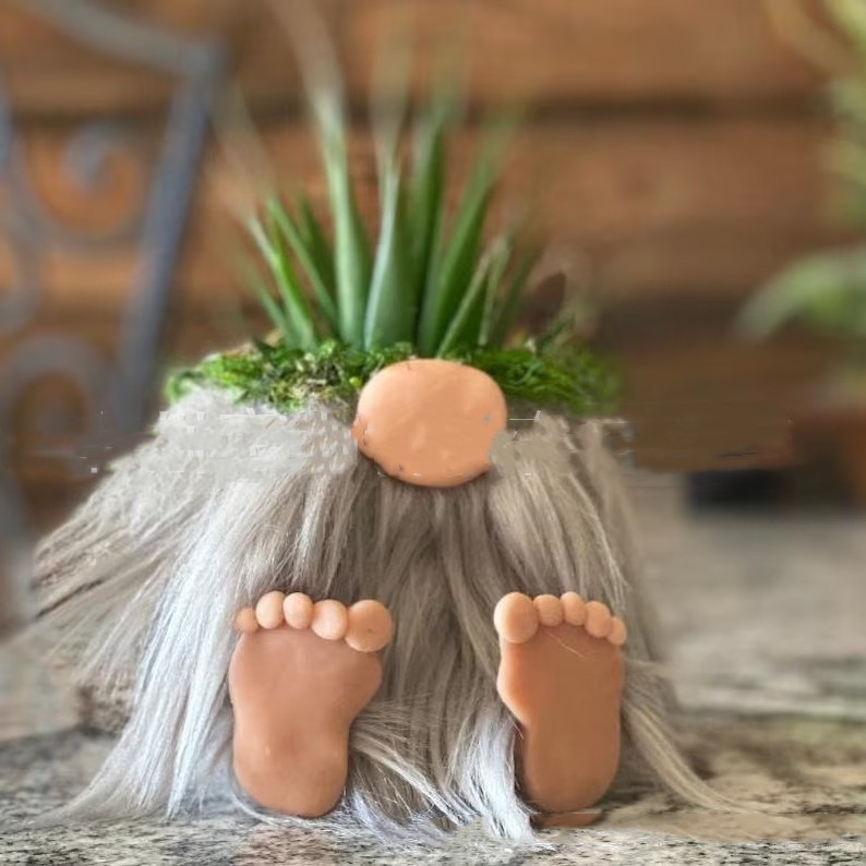 Magic Dwarf Flower Pot Gray