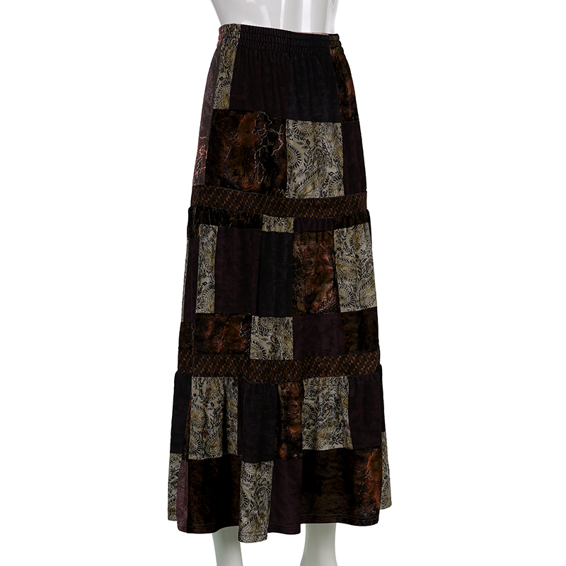 Half Length Skirt With Contrasting Color And Loose Fit