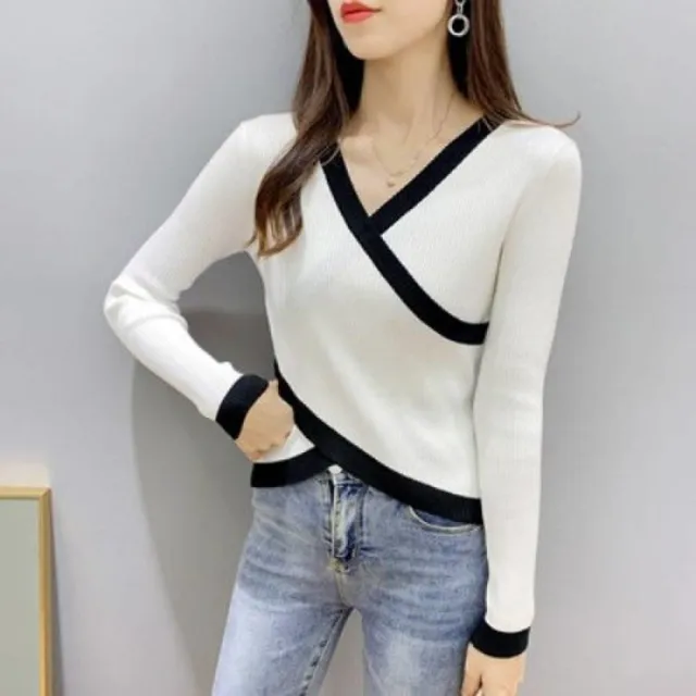 V neck Solid Color Cross Hem T shirt White - Shop at LoveMi