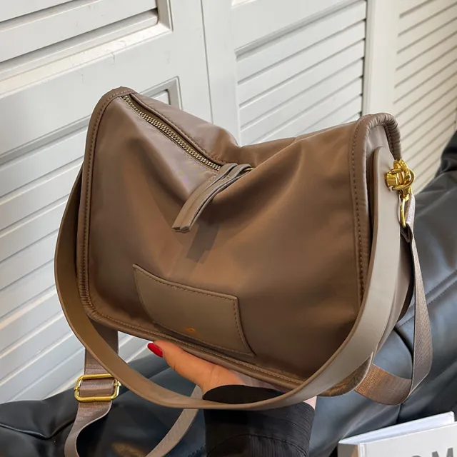 Large Capacity New Fashionable And Versatile Single Shoulder Crossbody Bag Khaki - Shop at LoveMi