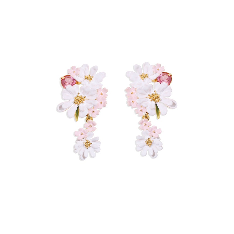 Lace Flower Verbena Zircon Gold Stud Earrings