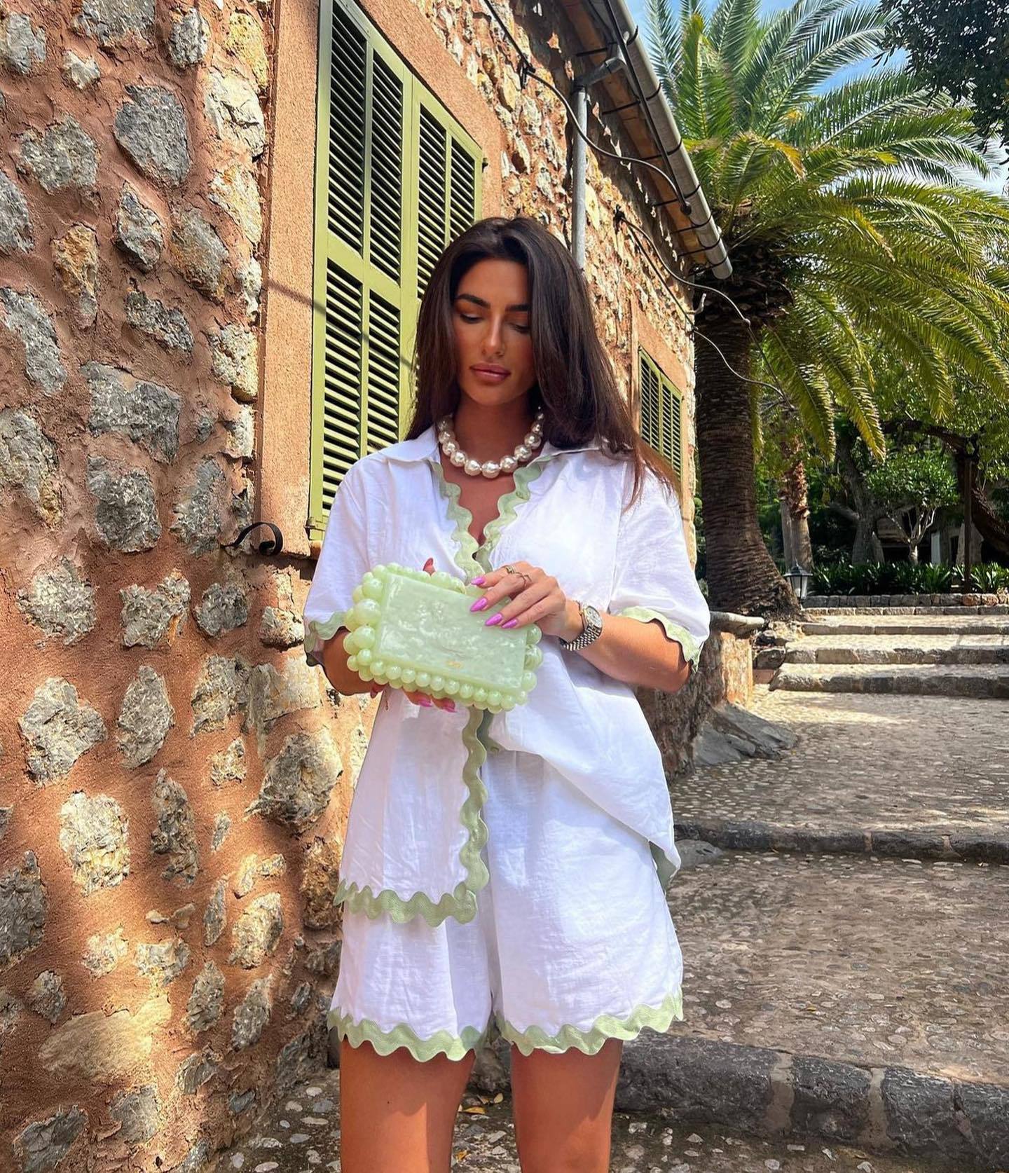 White green without vest