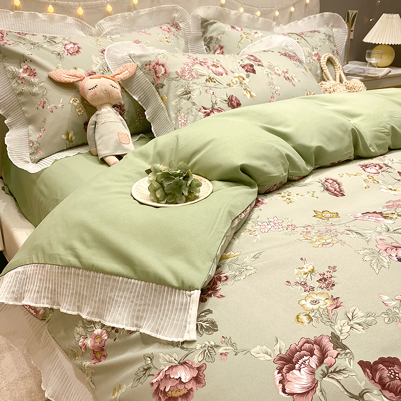 Gentle Wind Network Red Bedding Set Of Four In Summer Countryside Style - Image 2