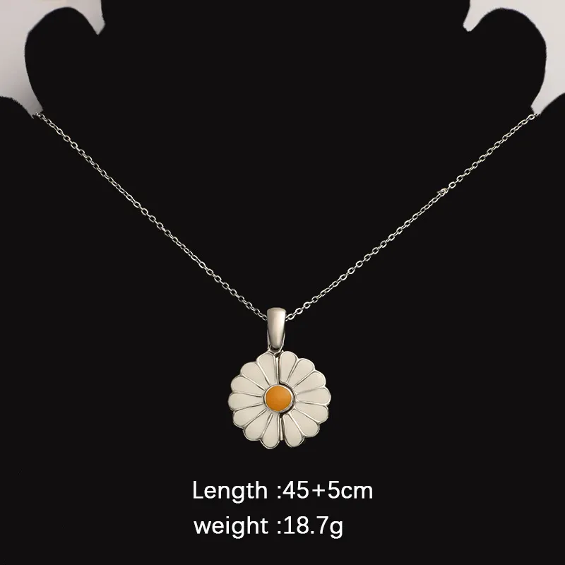 Mirror Stainless Steel Sunflower Jewelry Accessories With Laser Engraving Pendant - Silver