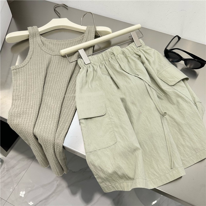 Gray Green