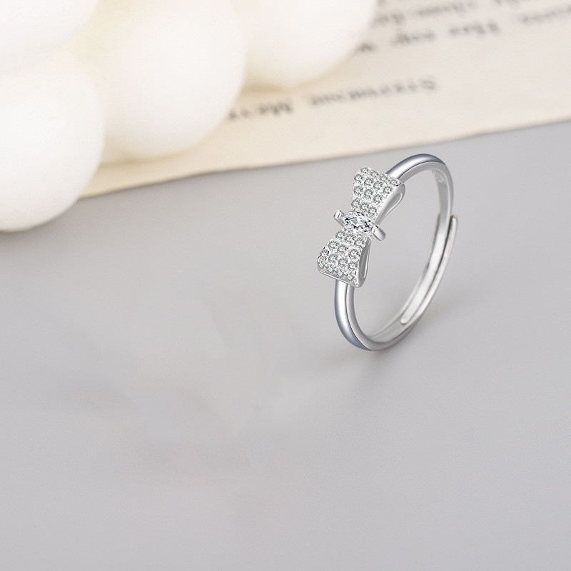 White Gold Color