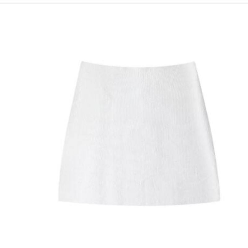 White needle woven skirt