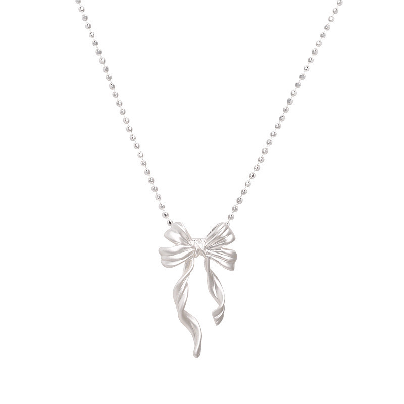 Bow Necklace