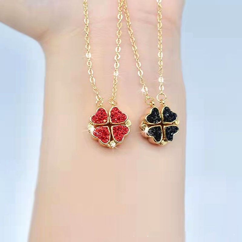 Clover Necklace