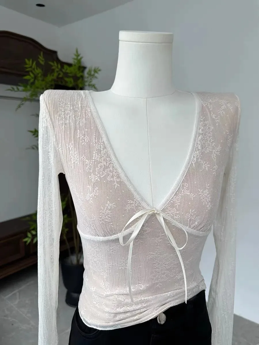 Retro Design Niche V-neck Bow Lace Shirt For Women Cinched Slimming Pullover - Rice-L