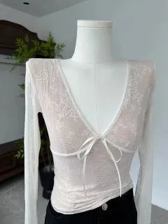 Retro Design Niche V-neck Bow Lace Shirt For Women Cinched Slimming Pullover - Rice-M - View 1
