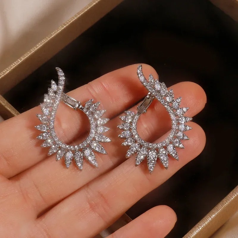 European And American Retro Fashion Creative Women's Earrings