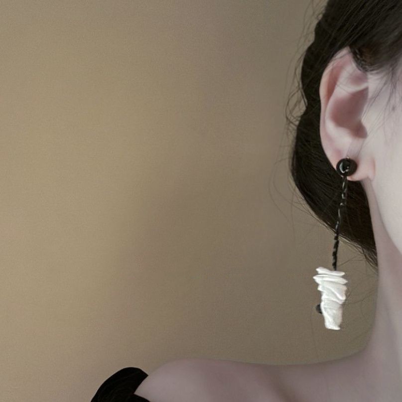 Shell Fragment Vintage Tassel Asymmetric Earrings