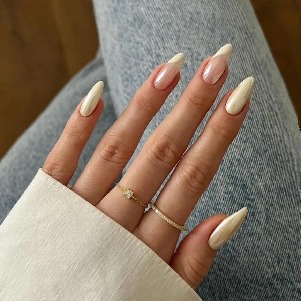 Handmade Custom Wear Nail Almond French Finished Manicure
