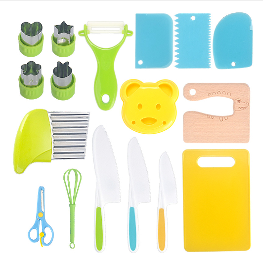 Plastic 17 piece set