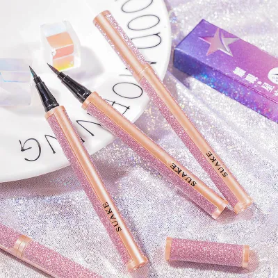 Not Easy To Smudge Novice Liquid Eyeliner
