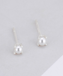 Shell Pearl Ear Studs