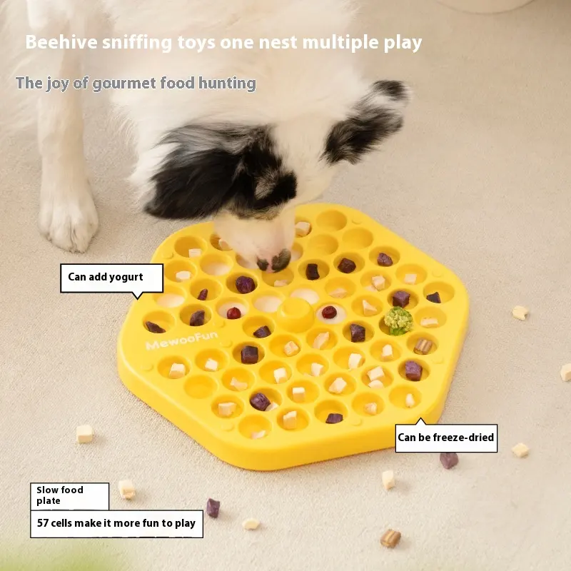 Dog Slow Food Leakage Feeder Pet Interactive