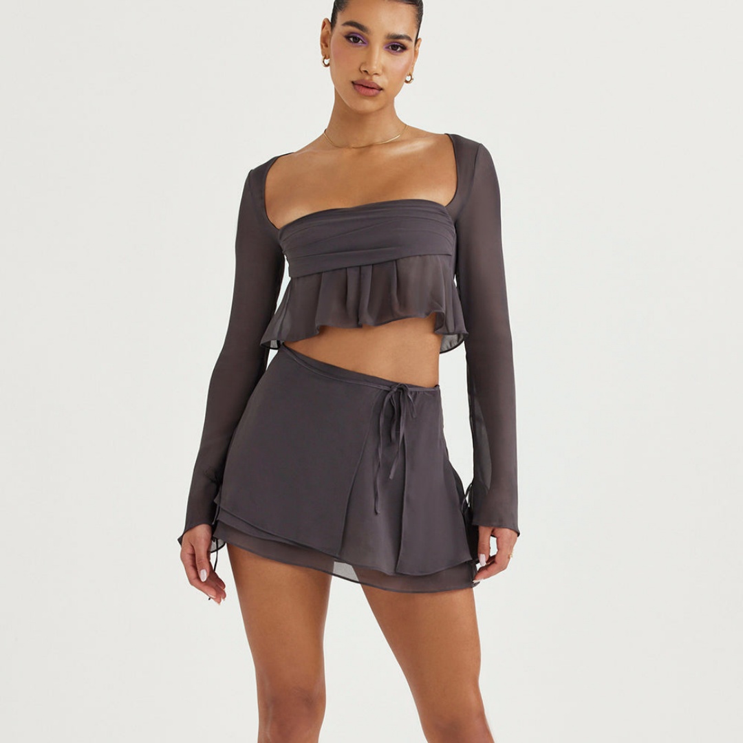 Women's Flare Sleeve Ruffles Shirt Lace-up Skirt Suit