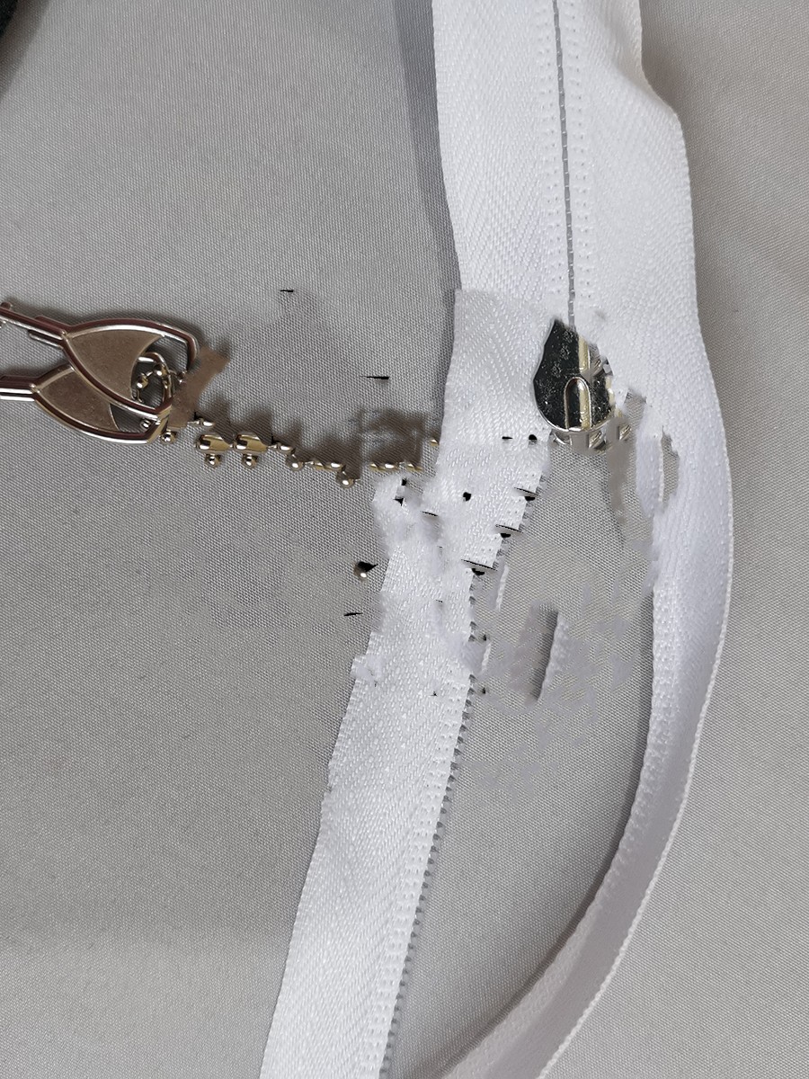 5 zipper with lock