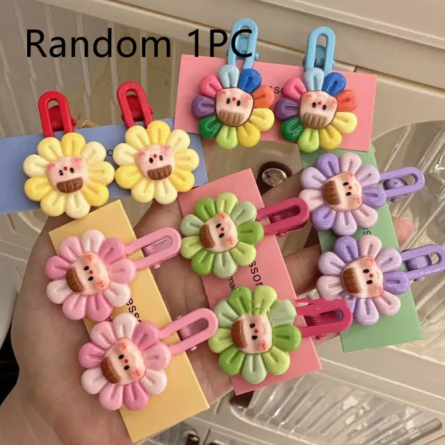 Little Girl Side Bangs Cropped Hair Clip Headdress One Random Color - Shop at LoveMi