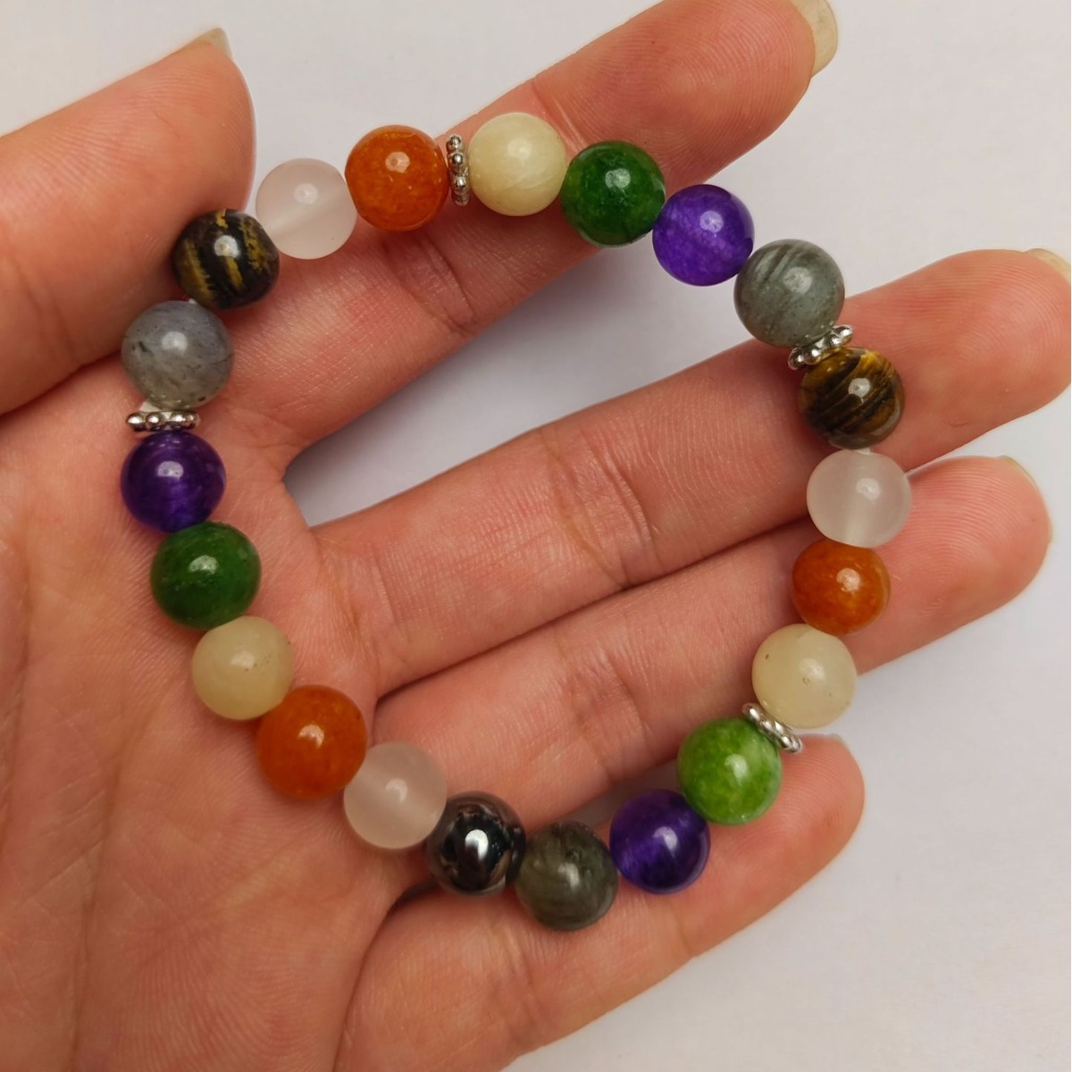 Amethyst Green Dongling Stone 8mm Beaded Bracelet