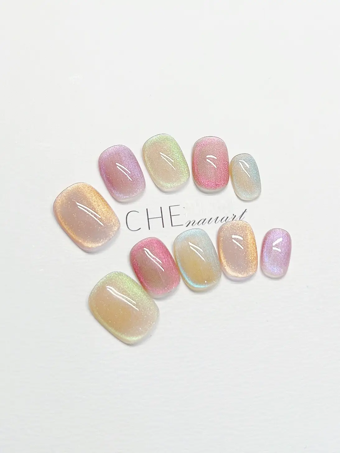 Hand-worn Nail Cat's Eye Dopamine Color Short Manicure