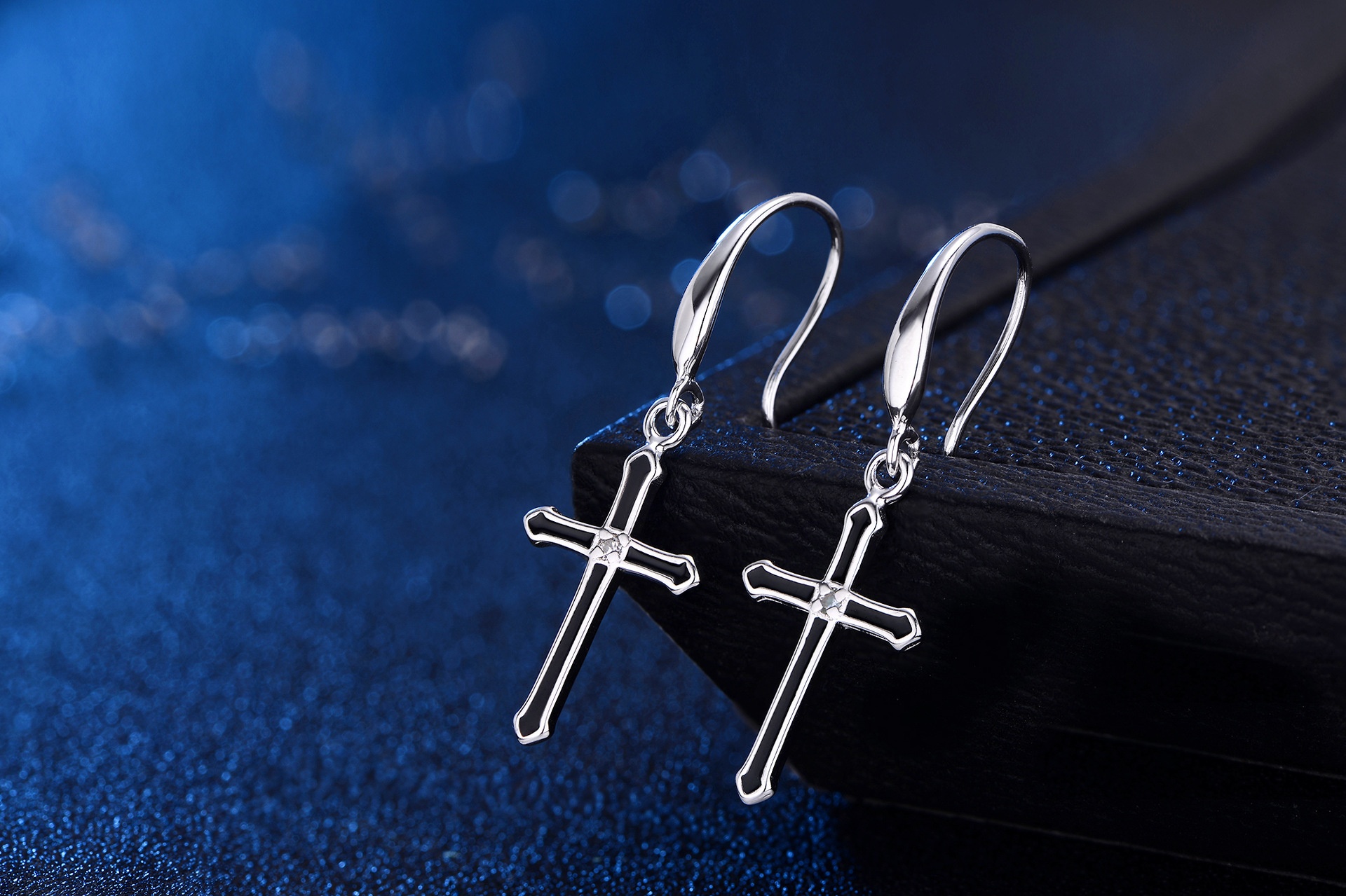 Sterling Silver Cross Eardrops Ornament