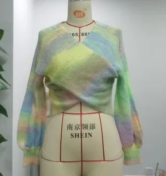 Women's Colorful Long-sleeved Sweater Short Top - Multicolor