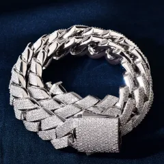 Diamond-shaped Cuban Spring Fastener Necklace - Silver - View 1