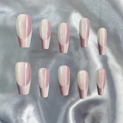 Advanced Almond Finished Nail Art