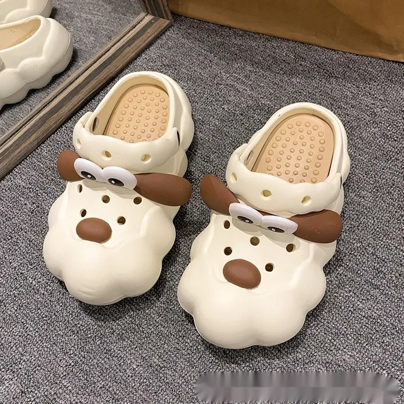 Milk Huhu Cloud Closed Toe Slippers EVA Material Deodorant - White