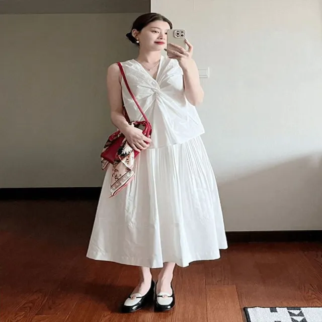 High grade Sleeveless Bud Top Skirt Two piece Set Top And Skirt - Shop at LoveMi