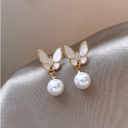 Butterfly pearl earrings