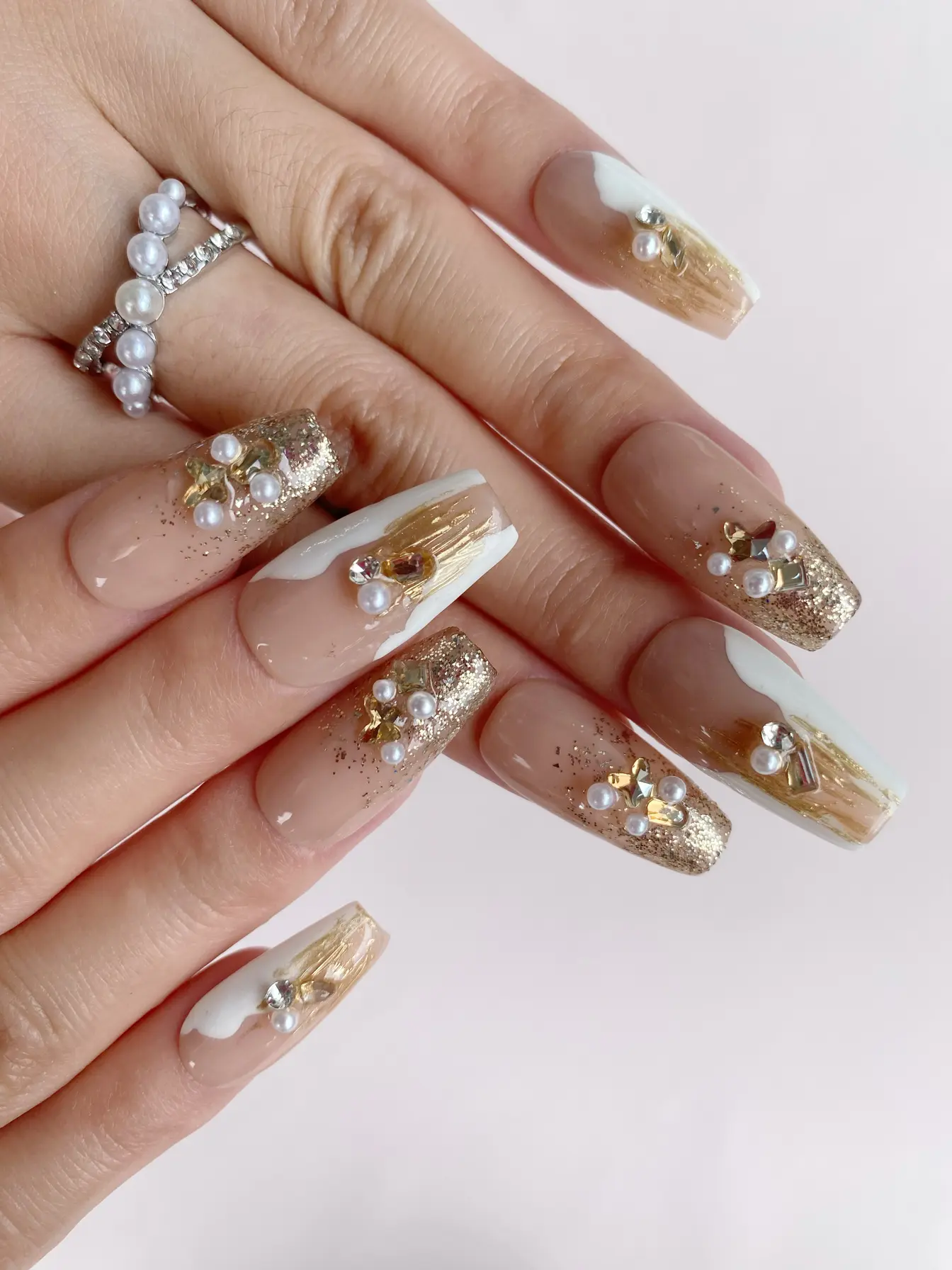 Niche Advanced Finished Manicure