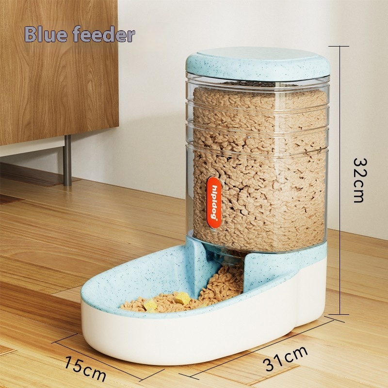 Blue feeder