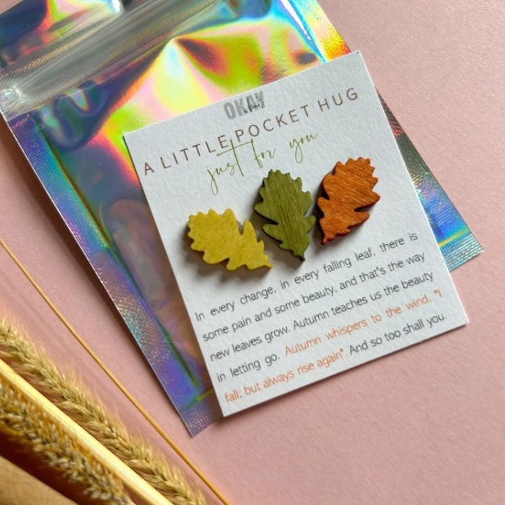 Title 3, Autumn Fallen Leaves Pocket Hug Gift