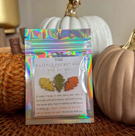 Title 1, Autumn Fallen Leaves Pocket Hug Gift