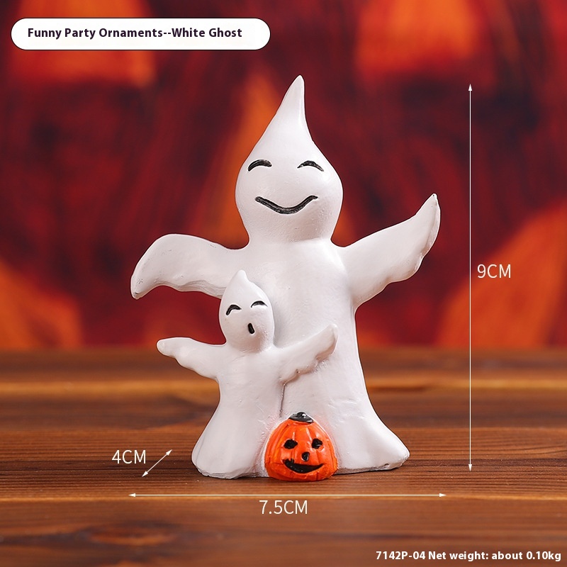 7142P04 White Little Ghost