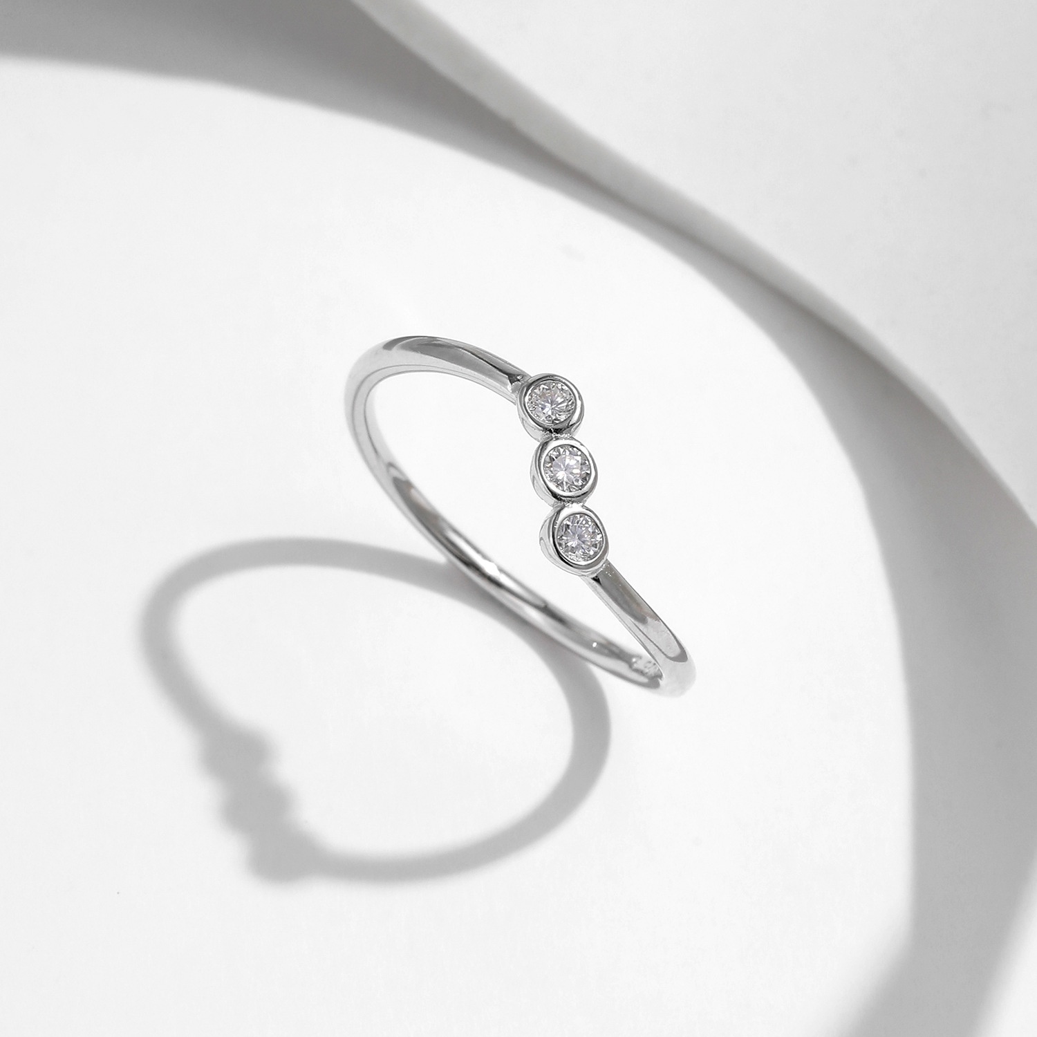 S925 Sterling Silver Affordable Luxury Style Irregular Design Bright Row Diamond Ring