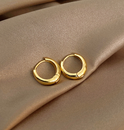 Geometric triangle irregular snail earrings