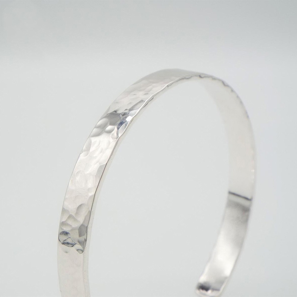 Title 7, Stainless Steel Beat Pattern Bracelet Straight ...