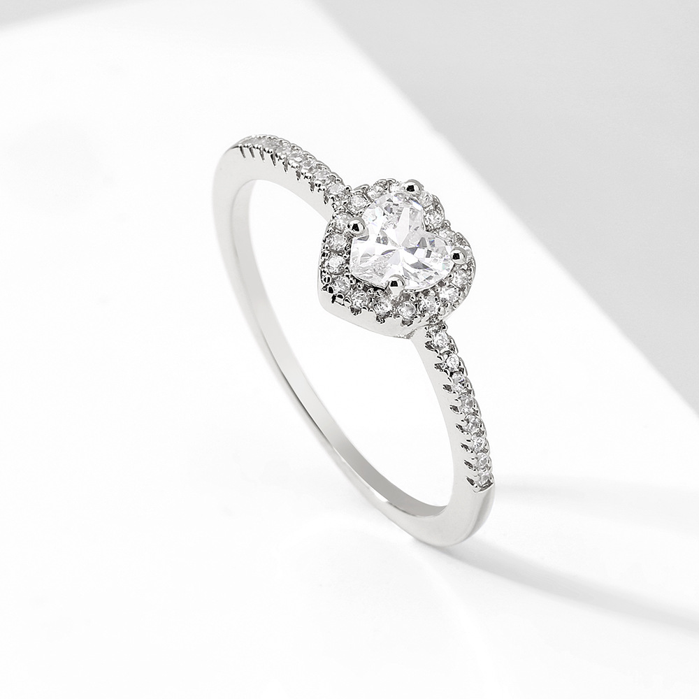 Love Female Exquisite And Versatile Zircon Ring