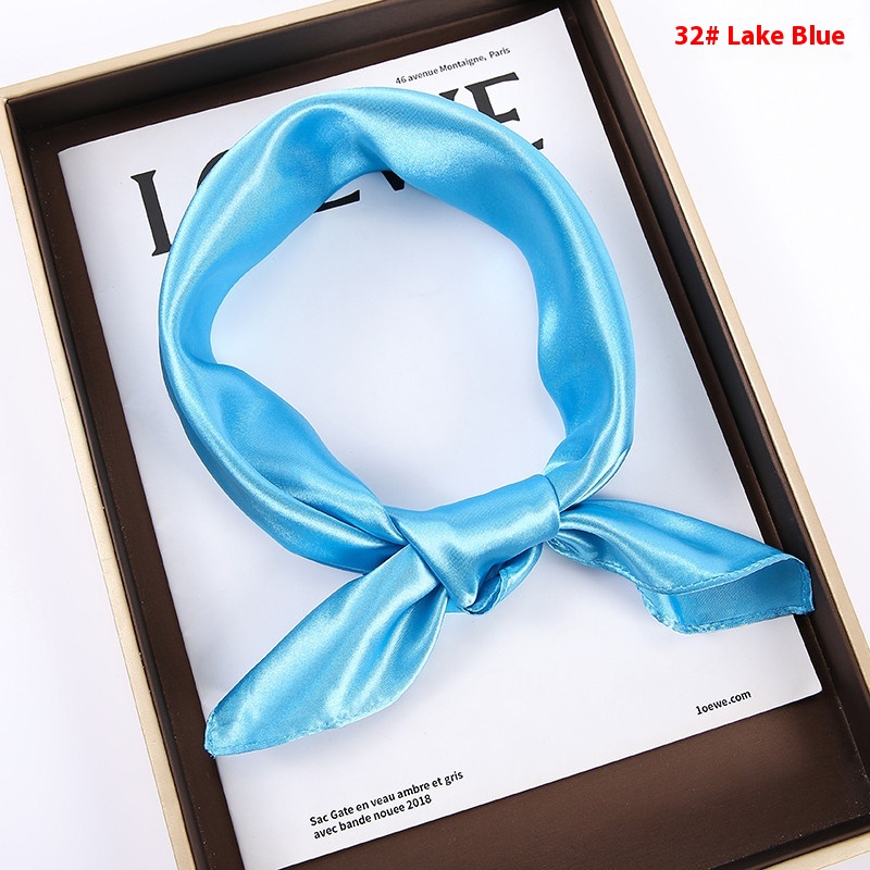 32 Lake Blue