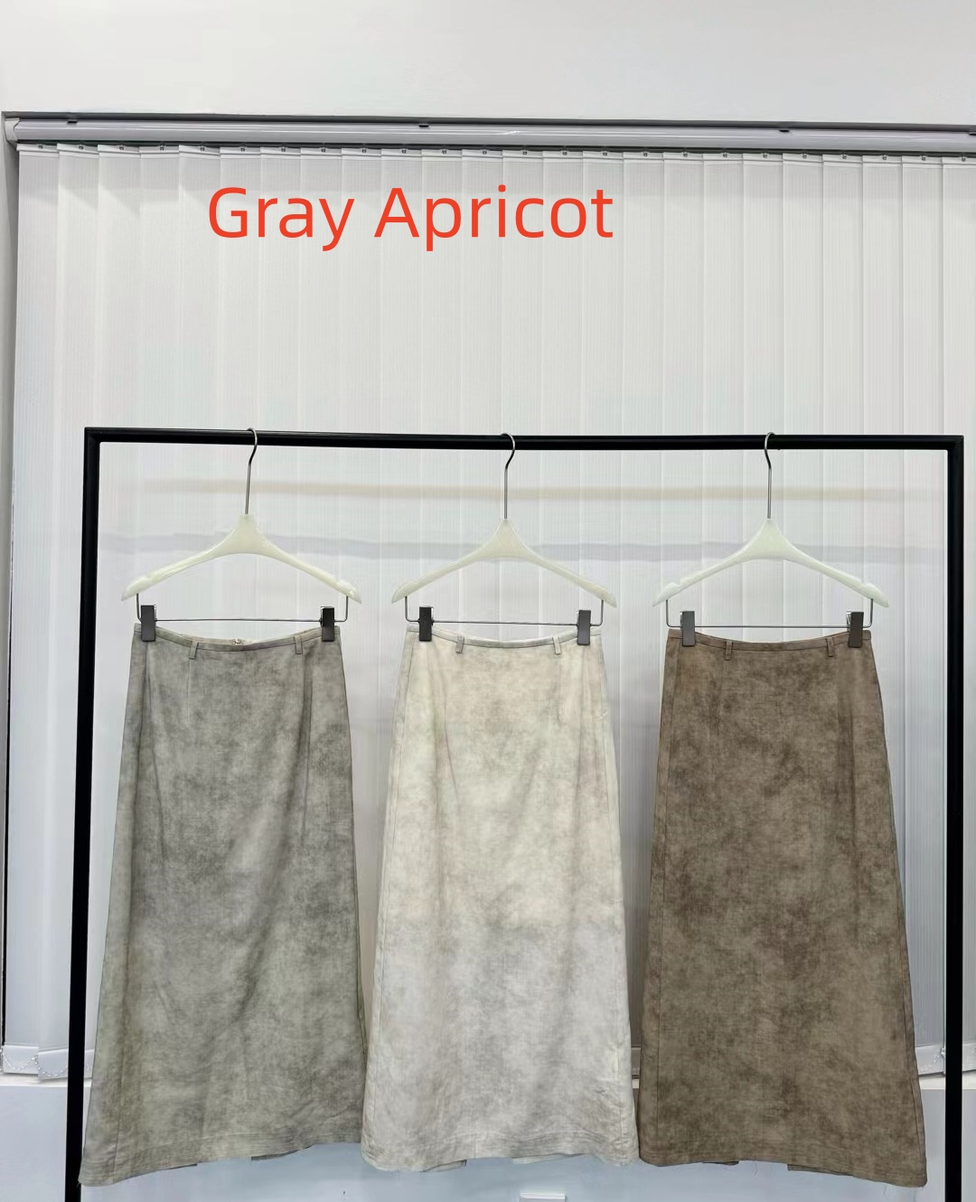 Gray Apricot