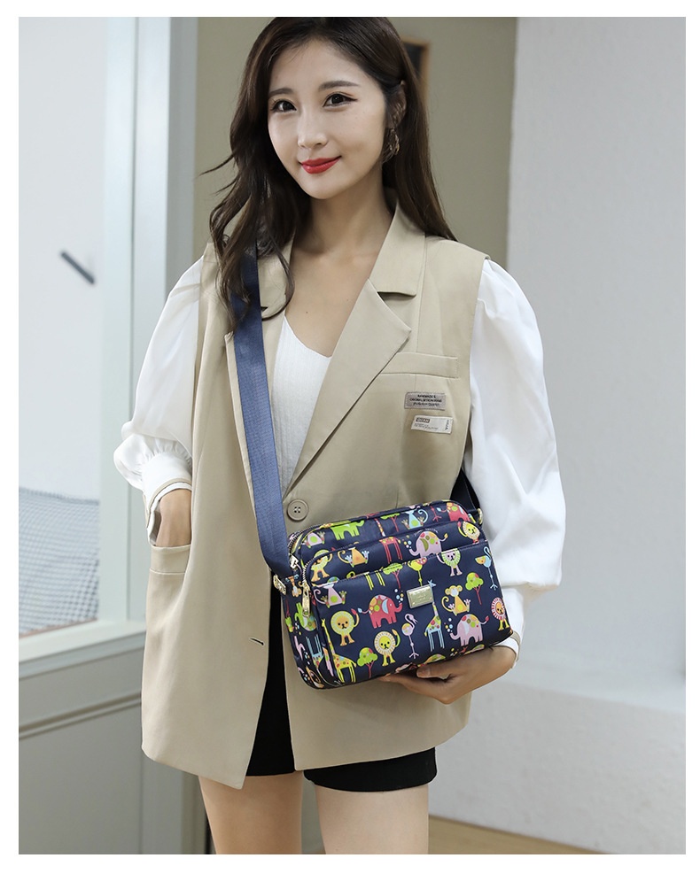 Title 22, Printed Multi-layer Crossbody Large Capacity Ca...