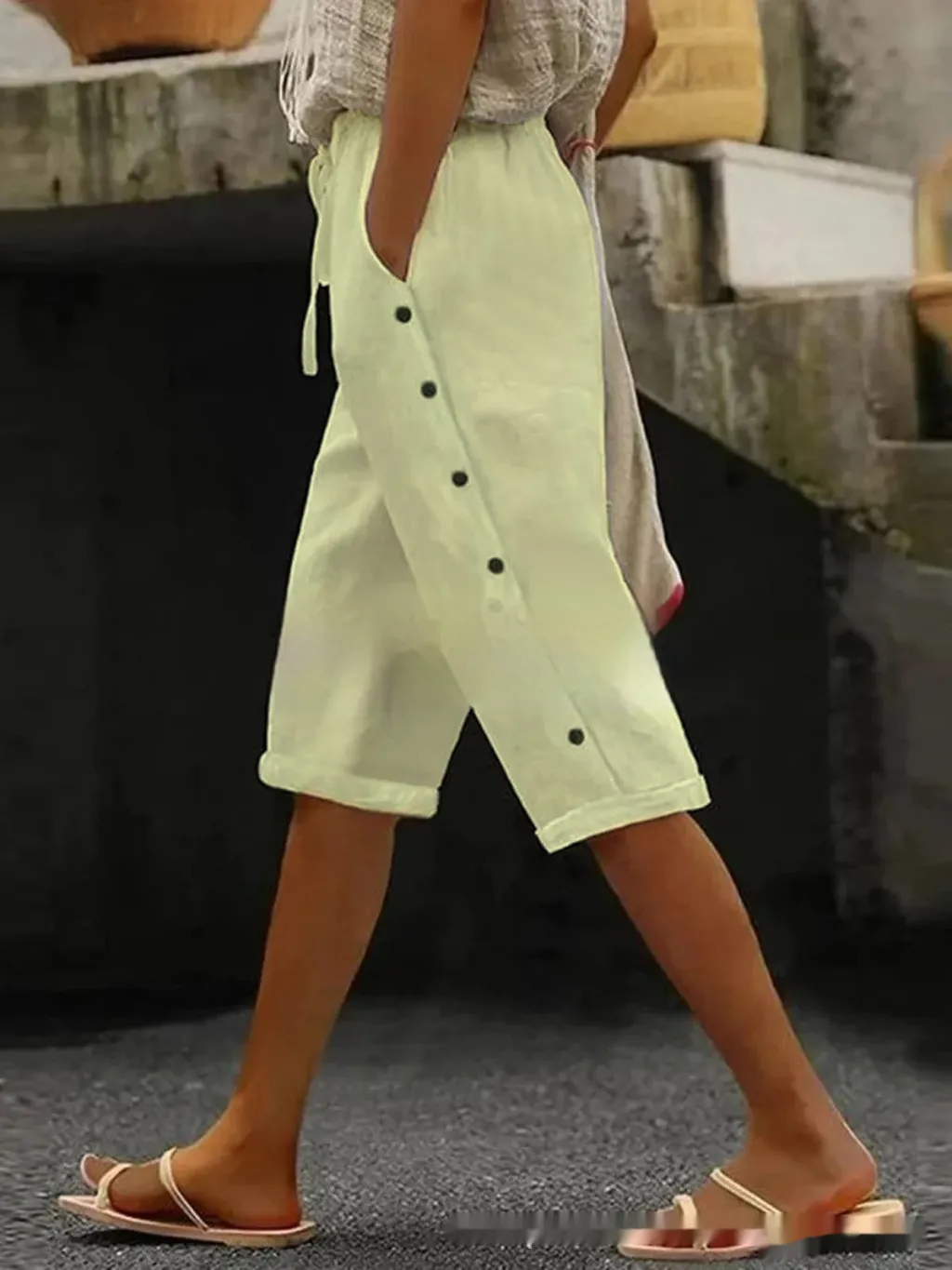 New Cotton And Linen Solid Color Casual Pocket With Buttons Cropped Casual Pants - Light Yellow