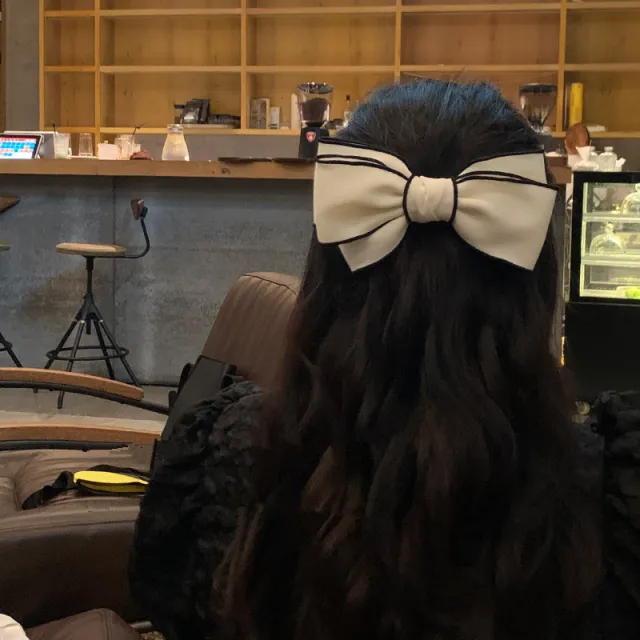 Black And White Bow Barrettes Minimalistic Headdress White - Shop at LoveMi